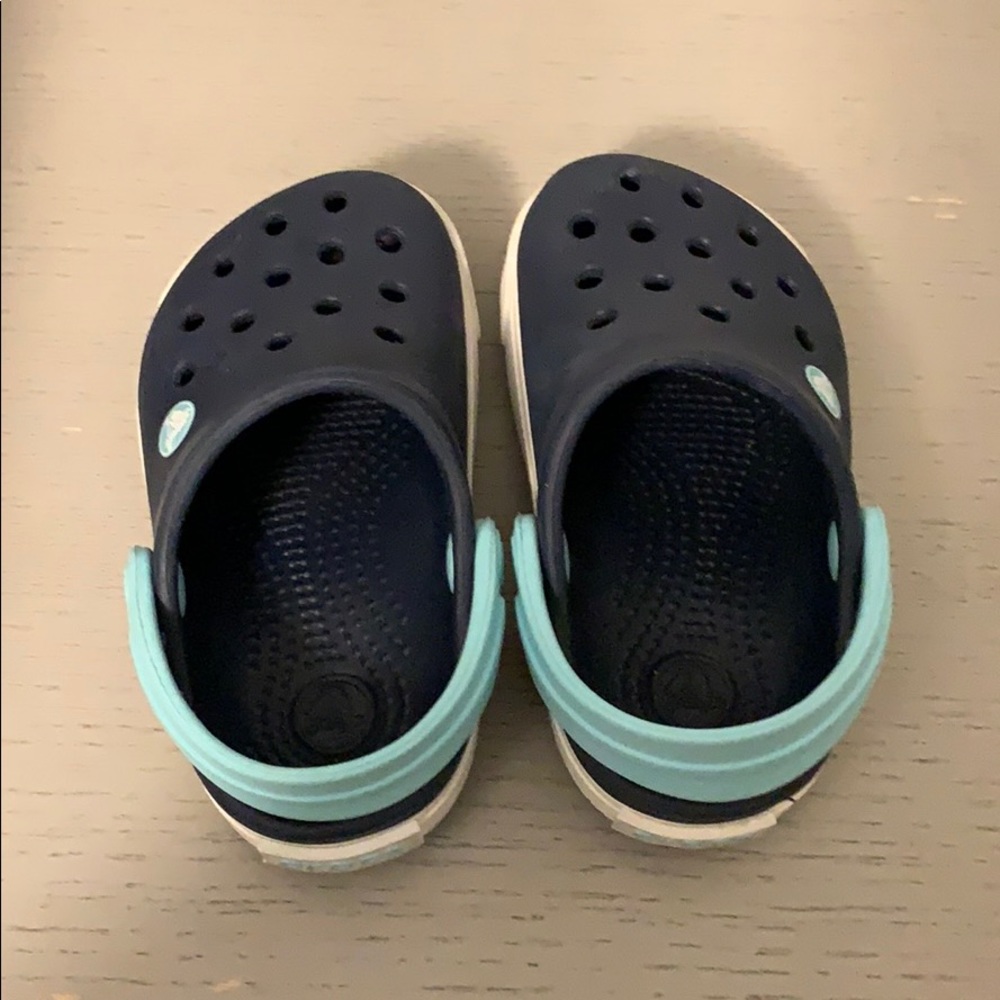 Toddler crocs